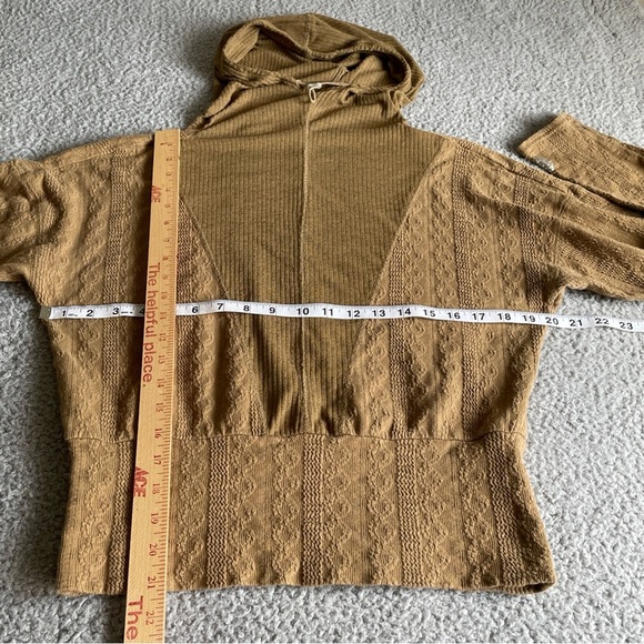 Free People Movement M Brown  Ribbed Cropped Hoodie Thumbholes Athleisure Fairy - Picture 8 of 12